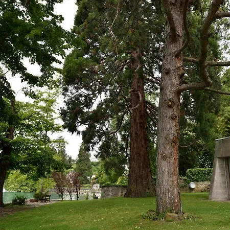 Duck House By Interhome